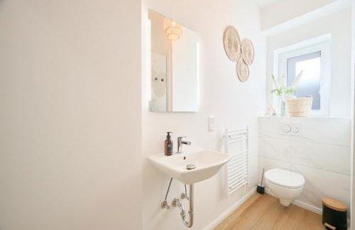 NUIT Apartment - HBF, Zentral, Helios-Klinik, Nähe Messe Düsseldorf - Photo 25