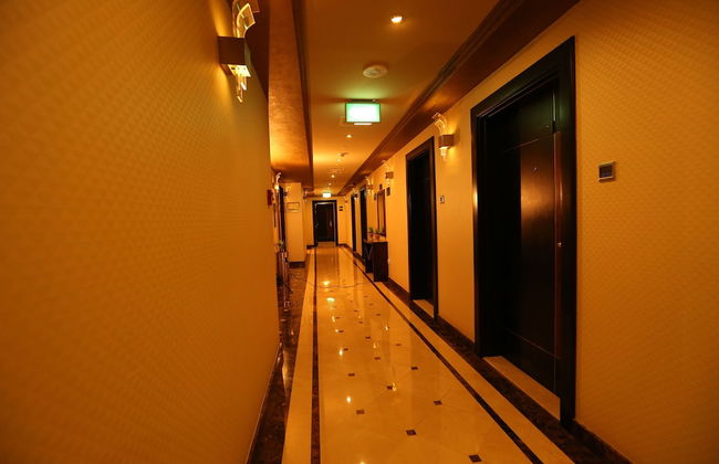 Dunes Hotel Apartments Oud Metha - Photo 55