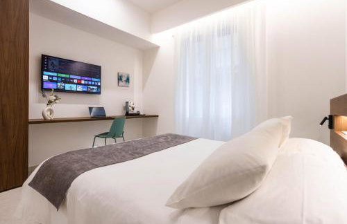 Nora's Suites - Photo 48