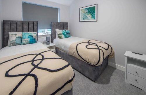 Beautiful, Peaceful, 5 Bedroom home with Hot Tub! - Foto 47