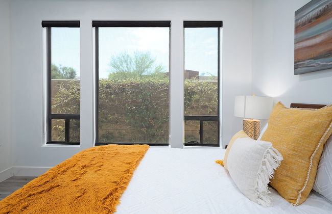 Luxurious 5BR Resort Style Home w/ Pool & Spa - Foto 12