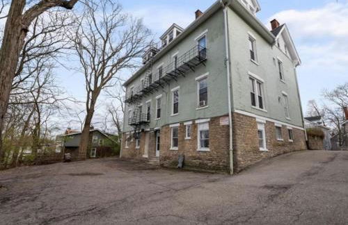 Cozy 1BR Near Zoo, UC, OTR, Downtown - Foto 16