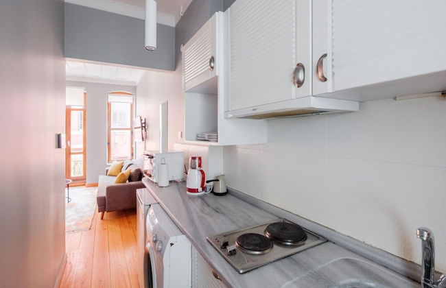 Chic Flat With Balcony 5 min to Taksim Sq - Foto 8