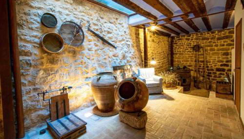 CAL PREMSET turisme rural Arnes - Foto 5, Lobby or reception