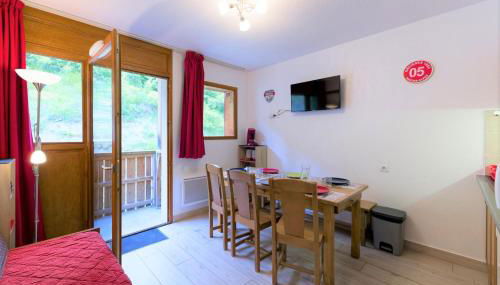 Au bon endroit N1 - Appartement 2 pièces 5 à 7 personnes - proche pistes - coeur station - balcon - Foto 3