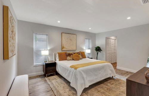 Riviera - Canal Views, Pool, & Work Friendly. - Foto 12