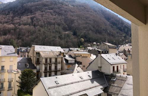 Appart au cœur de la ville (vue montagne) - Foto 13