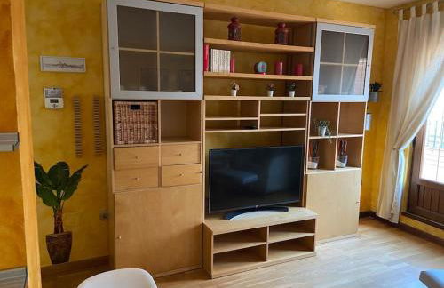 Atico centrico con terraza y garaje - Foto 18