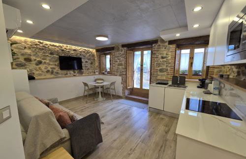 El patio, apartamento en casco histórico con vistas a la iglesia - Photo 11