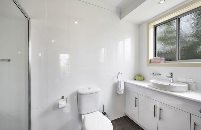 Megan Court Apartments - Photo 5