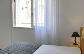 Espaçoso 1 d perto do mar com vaga - Foto 10