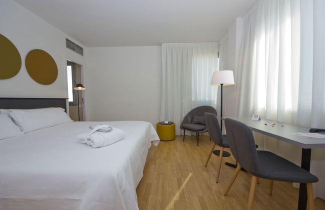 Aparthotel Atenea Valles - Foto 57