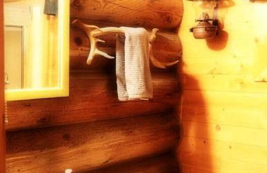 Spacious, Custom-Built Log Cabin - Foto 8