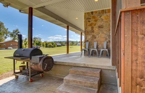 TroutFest Riverfront Norfork Home, Great Fishing - Foto 25