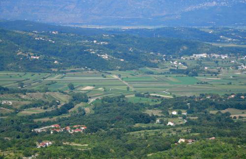 Nadia's house - Photo 27