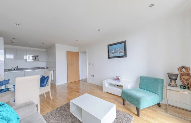 Sleek & Sunny 1BD Flat Near Greenwhich - Deptford! - Foto 15