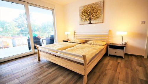 New Villa with Pool - Foto 3