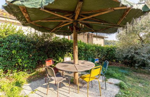 2 Bedroom Beautiful Home In Marliana - Foto 3