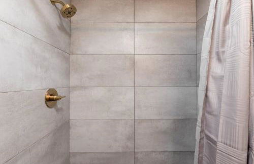 Modern Studio on I-Drive: parking + pool included - Foto 8