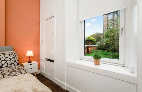 4 Beds - City Gateway Getaway with Free Parking - Foto 19