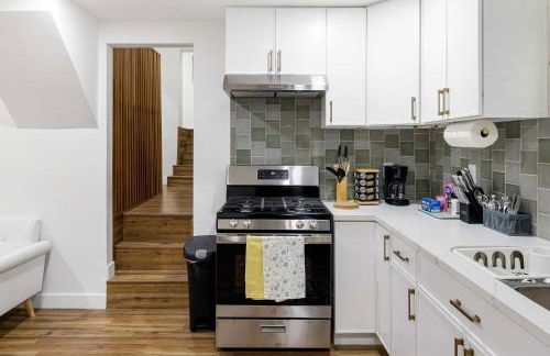 Family Retreat Near Disneyland & Downtown LA 4BR - Foto 7