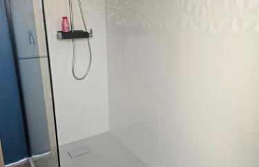 Appartement cosy près de Sceneo et Auchan au dessus du fleuriste Bellafleur - Foto 16