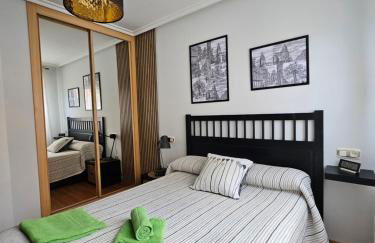 Apartamento "Los Prados" wifi y parking - Foto 6