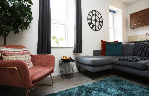 North Road By N And N Stays, perfect for contractor and corporate stays, Long Stays welcome, Free on street parking, WIFI, Near Gloucester Road - Foto 9