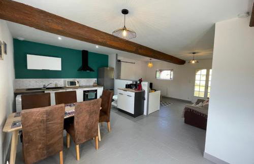 Gîte en pleine nature près de la Loire, idéal famille ou amis, proche des vignobles et sites historiques. - FR-1-590-434 - Photo 1