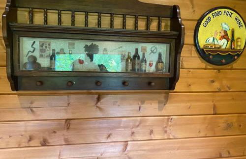 4 bedroom Lodge Hotub-Pool in Surrey UK - Photo 56