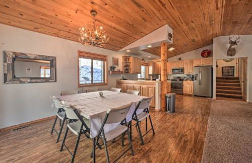 Peaceful Superior Home with Fire Pit and Mtn View - Foto 12