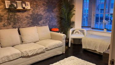 Contractor 4 bed Stay Rhoose 5 mins from Cardiff Airport and Barry - Foto 5