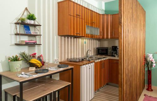 Central & Riverfront Room 2 - Photo 12