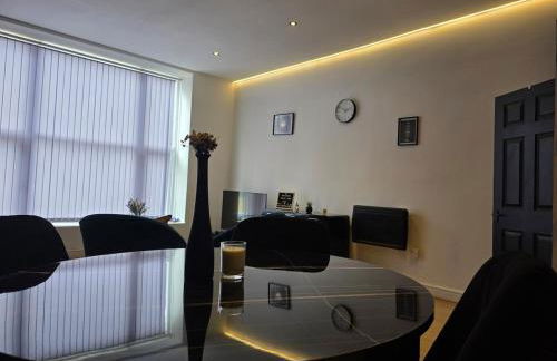 Deluxe 2BR Apartment Near City Center - Sleeps 6 - Foto 24
