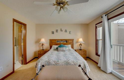 Walk to Lake Loveland Mtn-View Retreat with Balcony - Foto 13