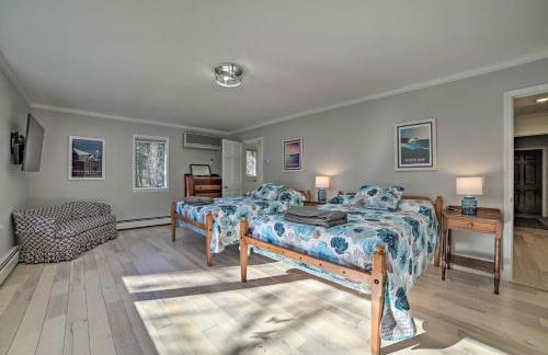 2 Living Areas, Tennis! Waterfront Suttons Bay Gem - Foto 27