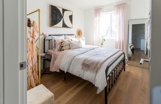 DT 3-lvl Townhouse w Rooftop Patio - Photo 27