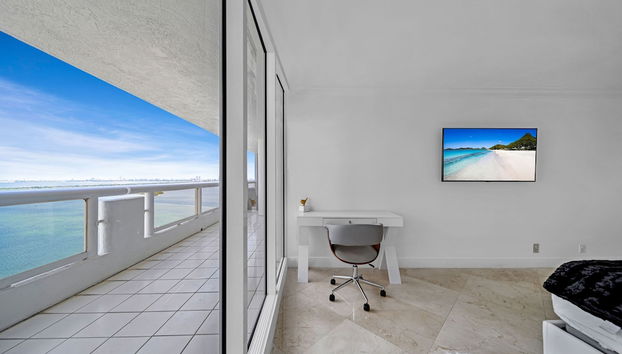 Unforgettable Waterside Next to Art Basel Context - Foto 4, Habitación