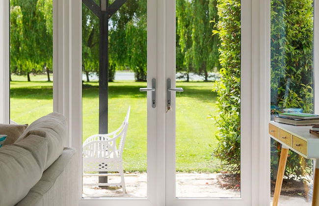 Stunning 5BR Home With Pool - 5 min to Beach - Foto 18