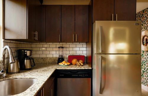 The Rum Locker - 1 King - 2 Twins - Private home and Patio - Sleeps 4 - Foto 15