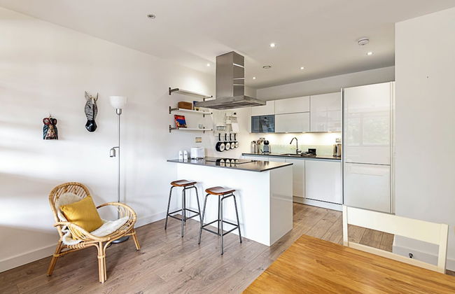 Well-connected, Cosy and Bright Modern Flat - Foto 12