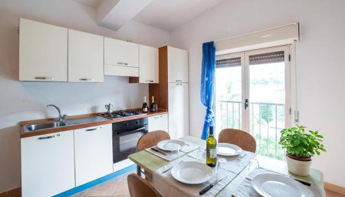 Awesome Apartment In Palmi - Foto 3