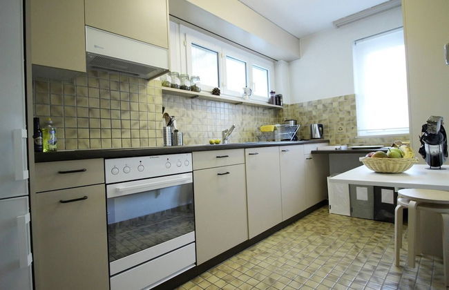 Casa Schilling- 2,5 Rooms With Balcony Near Hospital, University - Foto 2