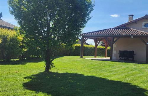 Villa in Les Forges with Golf & Pool Access - Foto 32