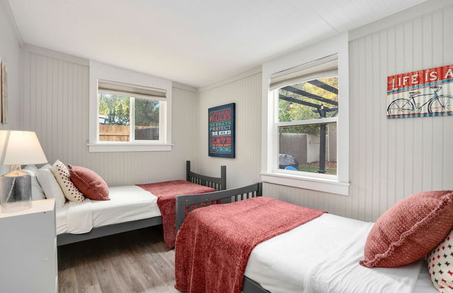 Charming Old Town Bungalow W/ Free Cruiser Bikes - Photo 2