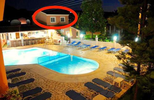 Asteraki Poolside Apartment by DadoVillas - Foto 11