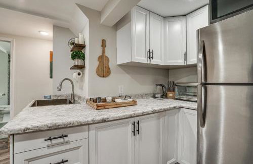 Chic Minneapolis Apt - 6 Blocks to Lake Nokomis! - Foto 22