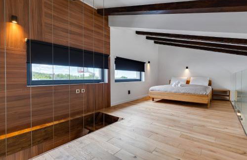 Luxury Spa Villa w Heated Pool, Jacuzzi & Sauna - Photo 34