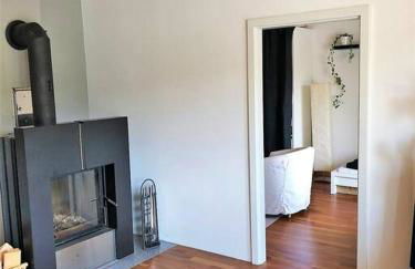 Tolle große Wohnung mit Kamin und Terrasse - Foto 6