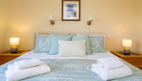 Owlswood Lodge - Photo 2